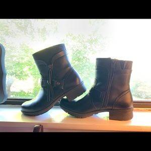 Leather booties